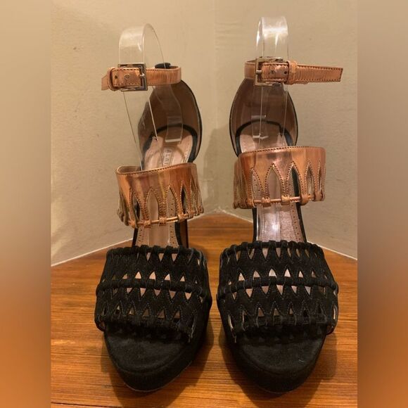 Alaia Black and Copper platform sandal EU40 - Picture 2 of 8